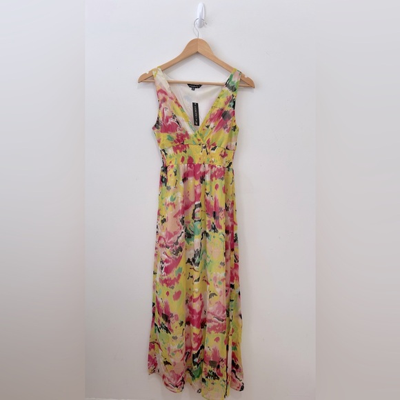 Chaudry Dresses & Skirts - Chaudry Dress Womens Small V Neck Sleeveless Yellow Abstract Midi New